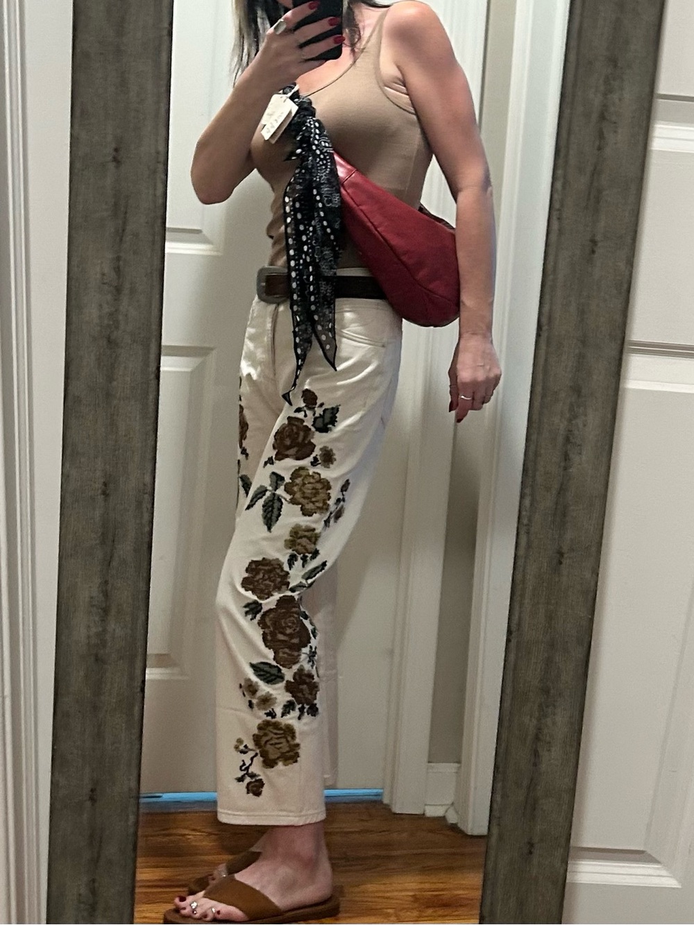 NWT Free People Idle Hands Sling Bag in Red Lip With Scarf & Charm - Picture 15 of 16